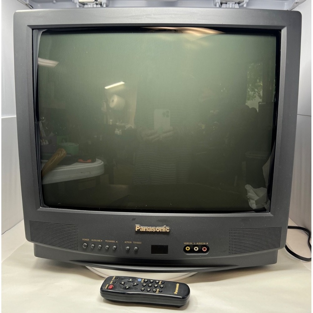 Panasonic CT-20G14A 20" CRT Color TV Retro Gaming Television OEM Remote 1999 VID